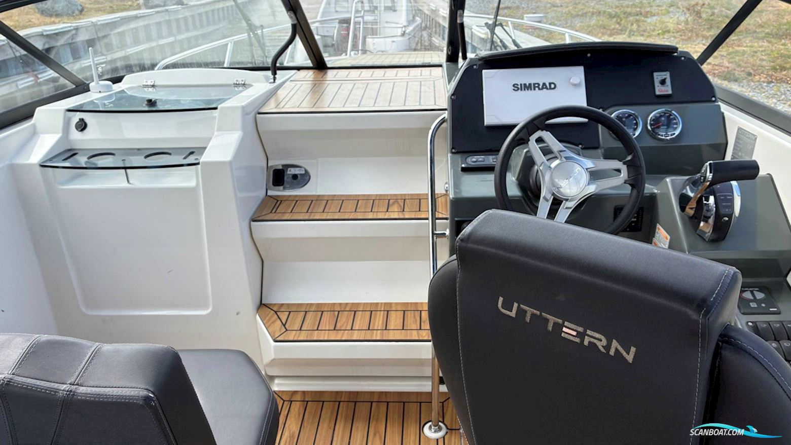 Uttern D77