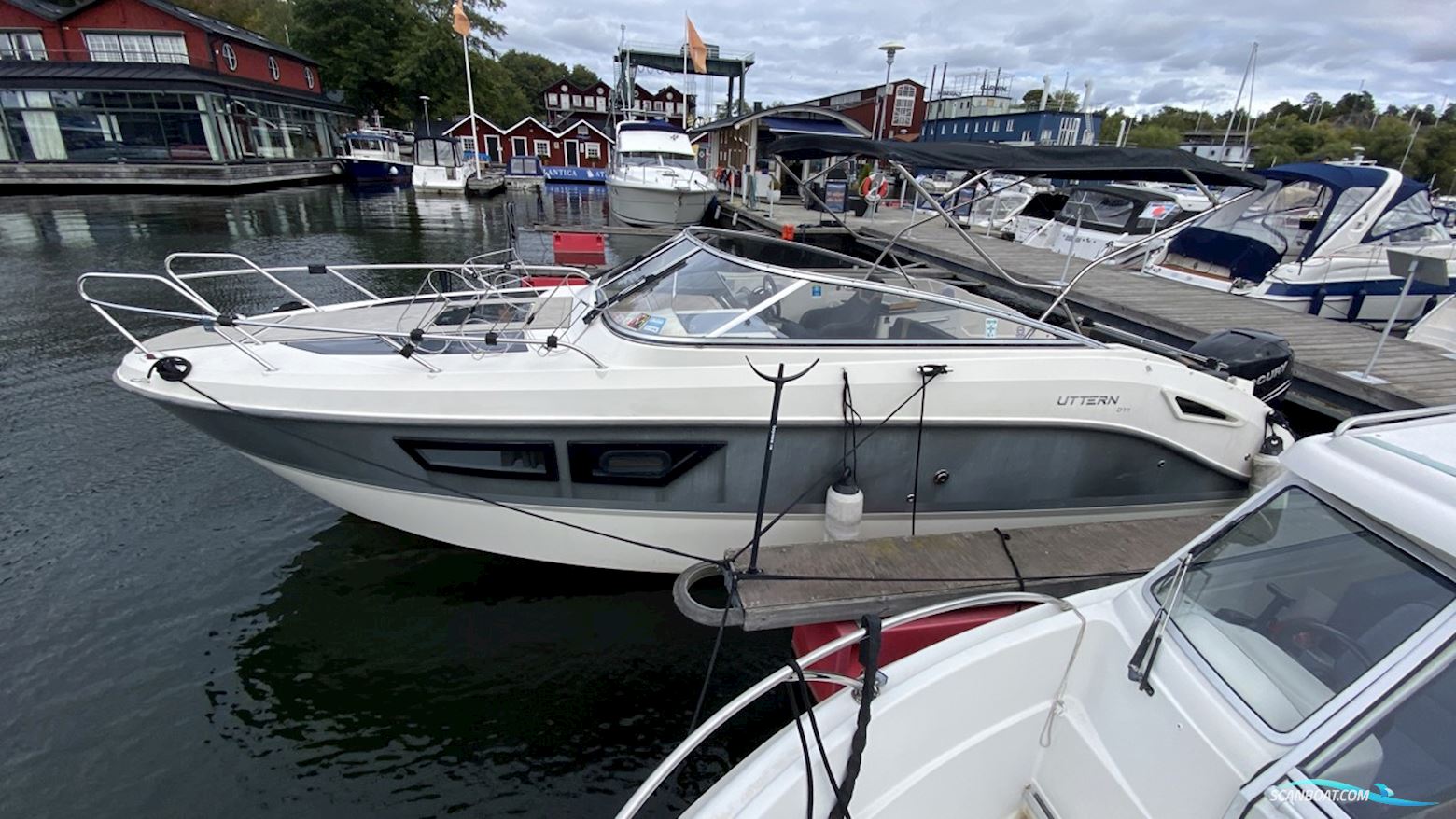Uttern D77