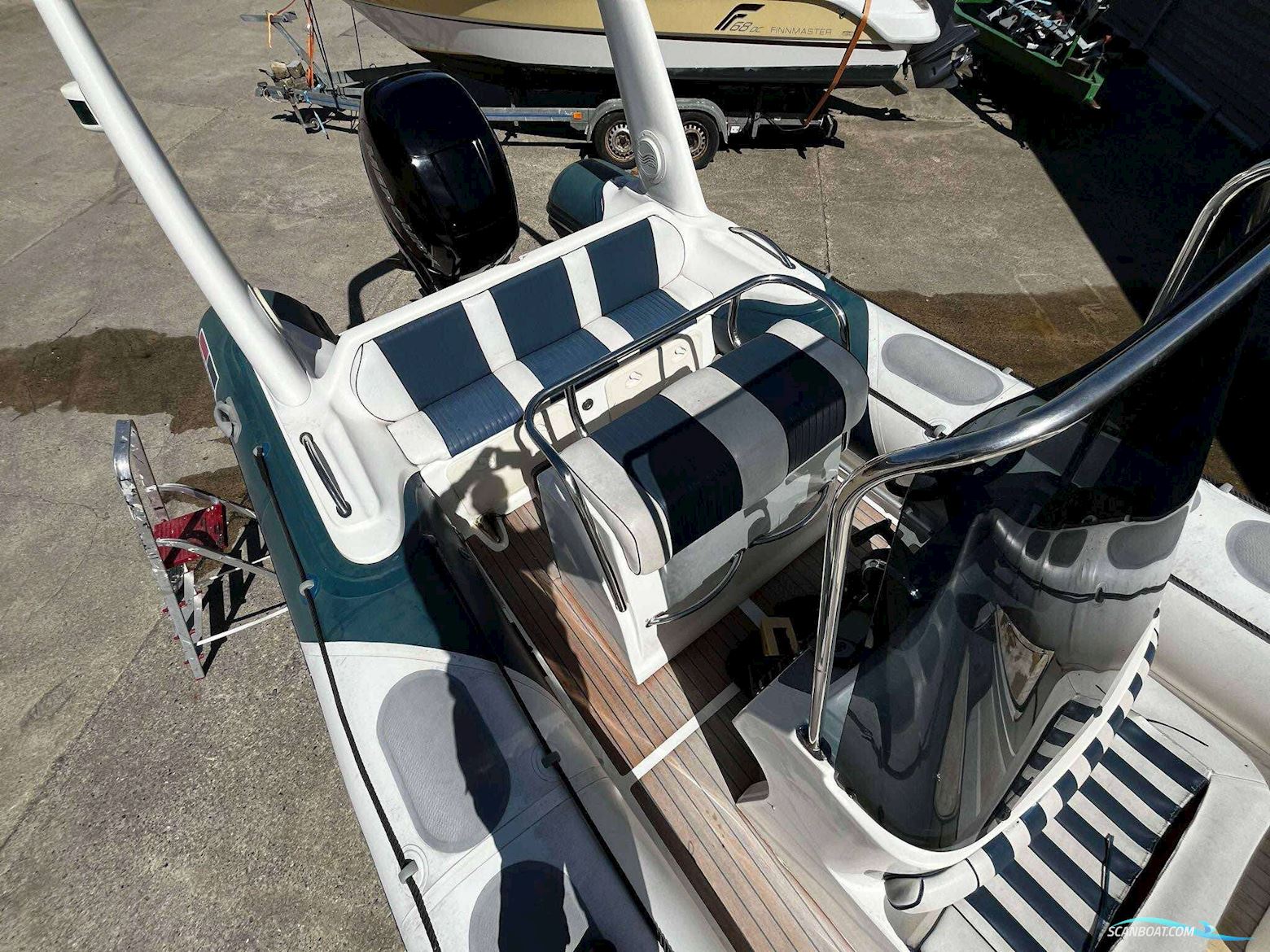 Valiant 750 Med 250 hk Verado