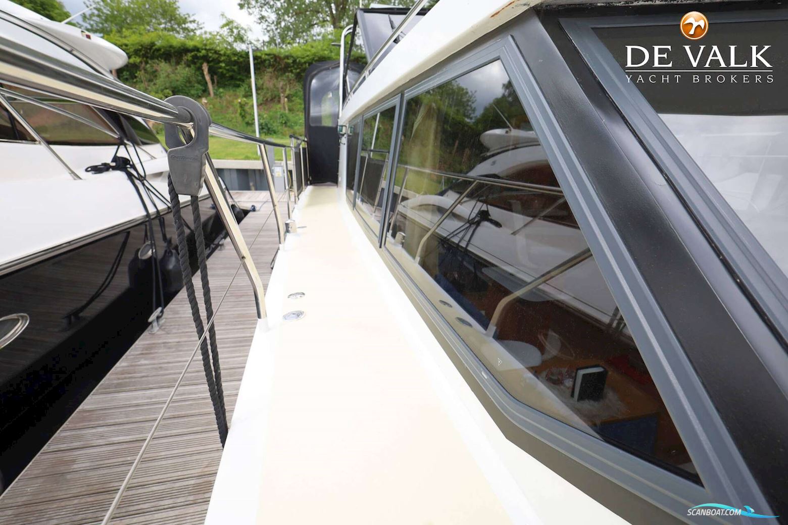 Valk Challenger Royal 48