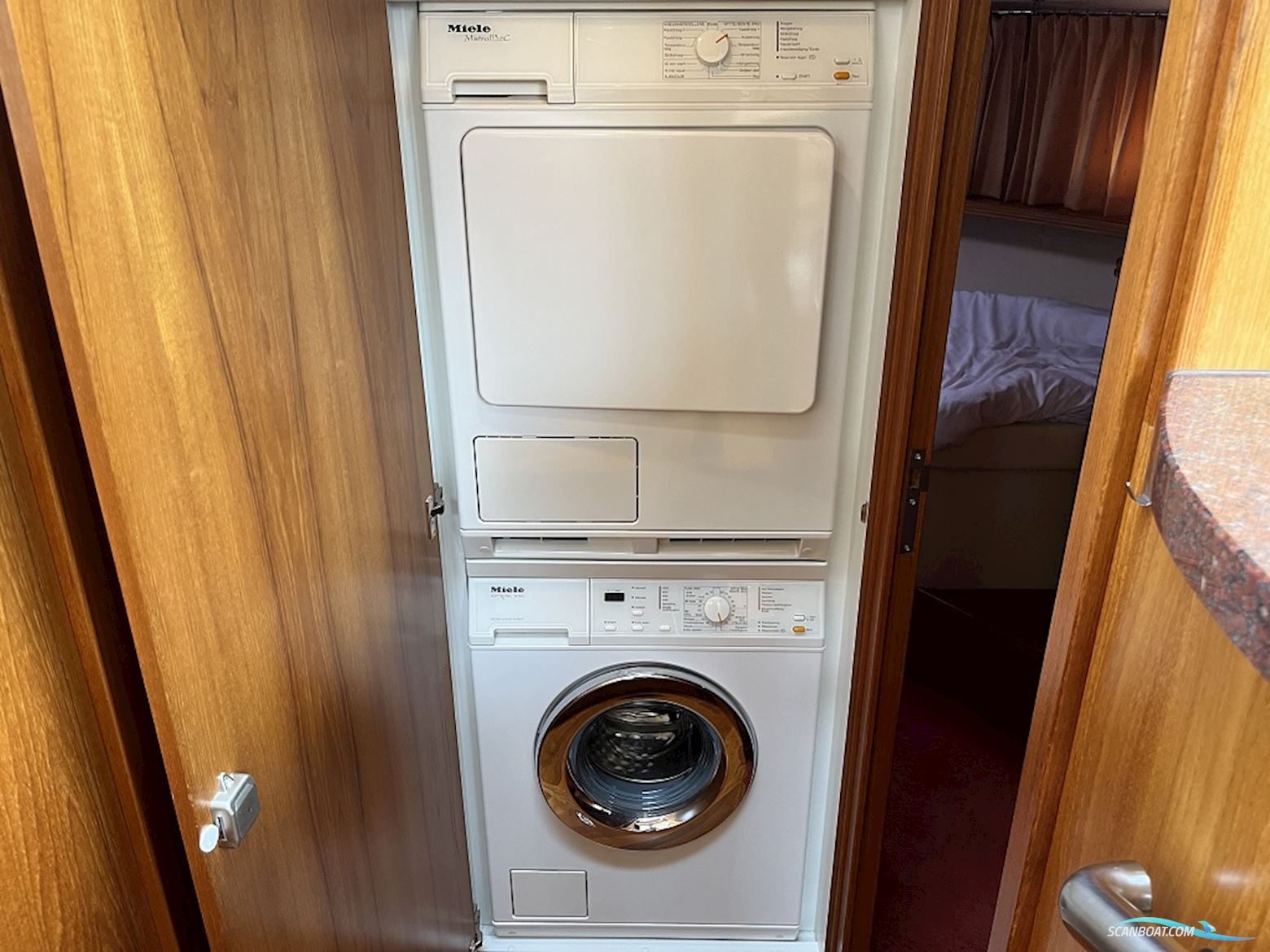 Valk Continental 15.60