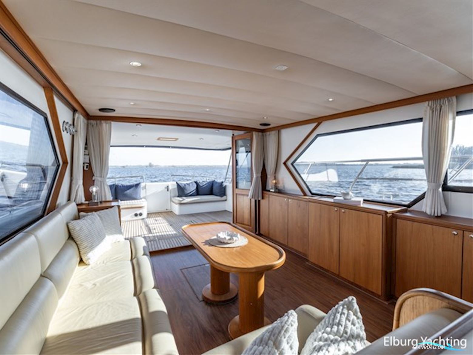 Valk Continental 1600 - Open Kuip