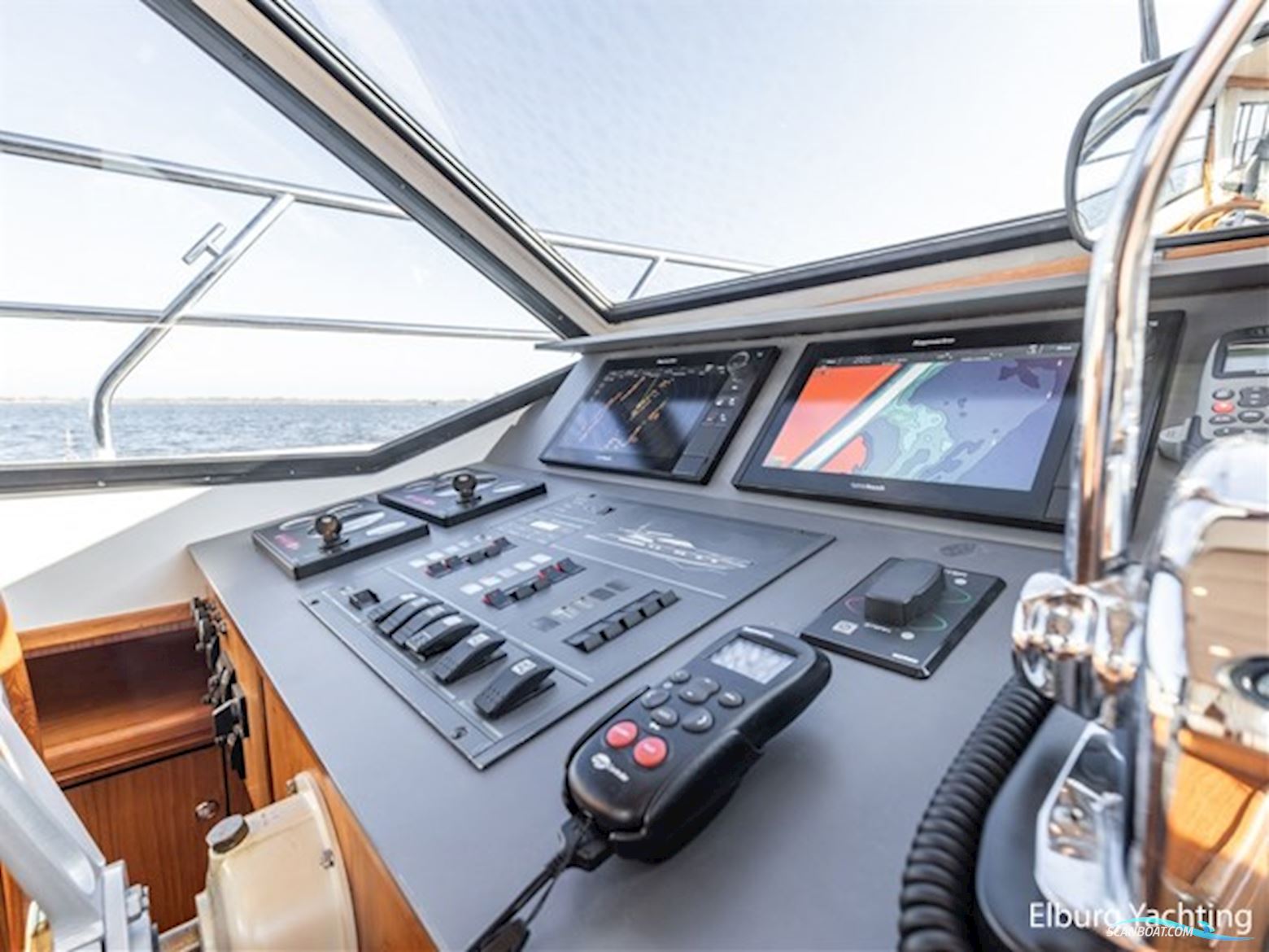 Valk Continental 1600 - Open Kuip