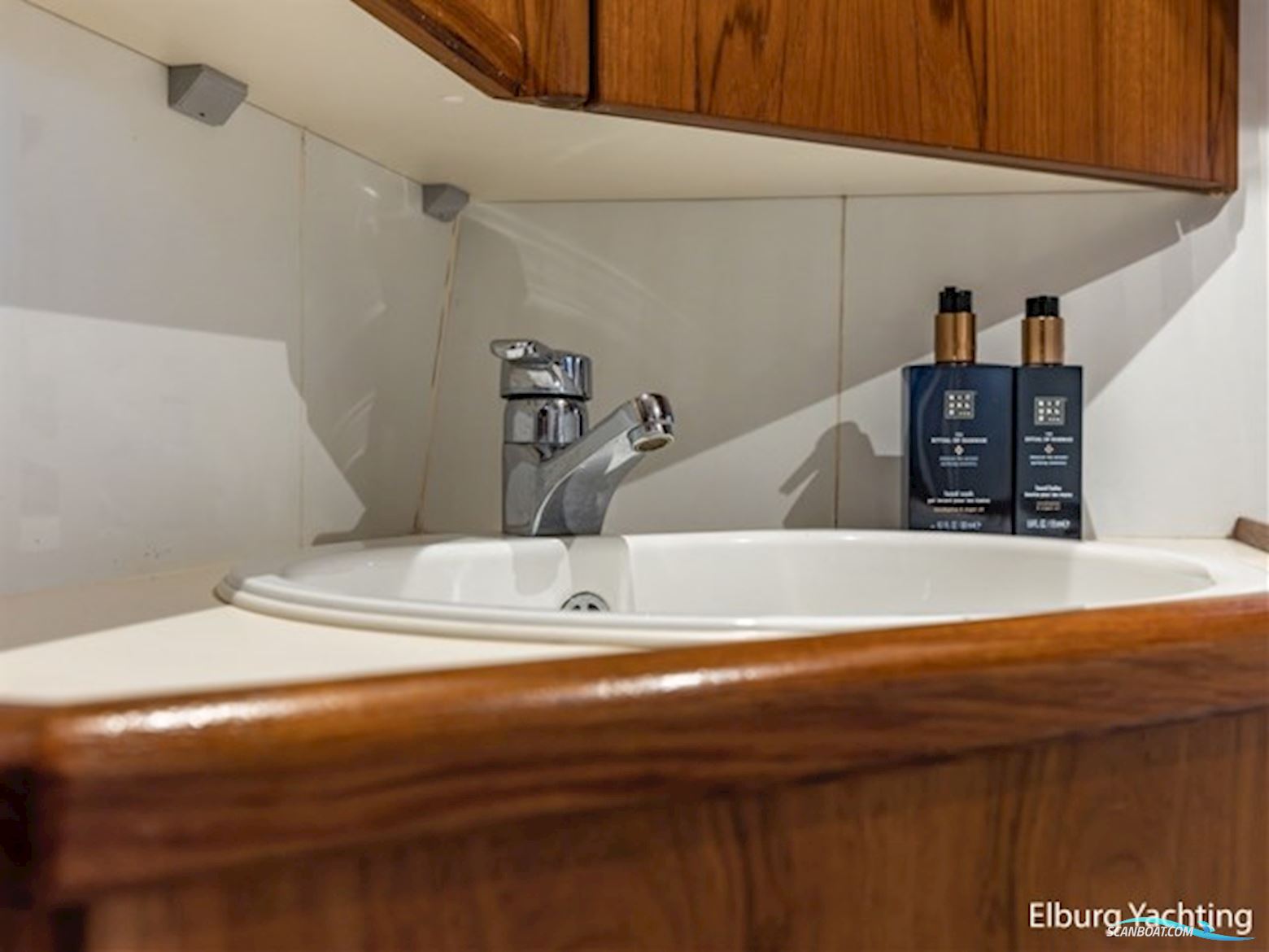 Valk Continental 1600 - Open Kuip