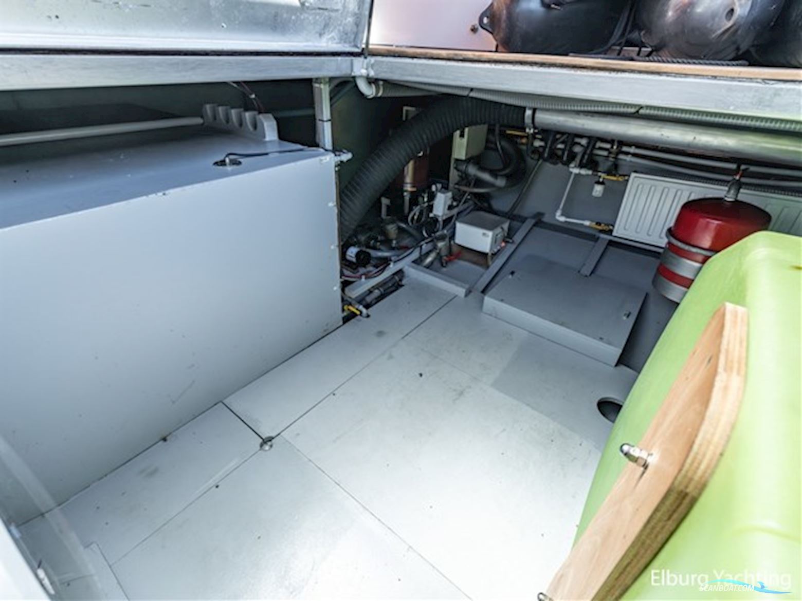 Valk Continental 1600 - Open Kuip