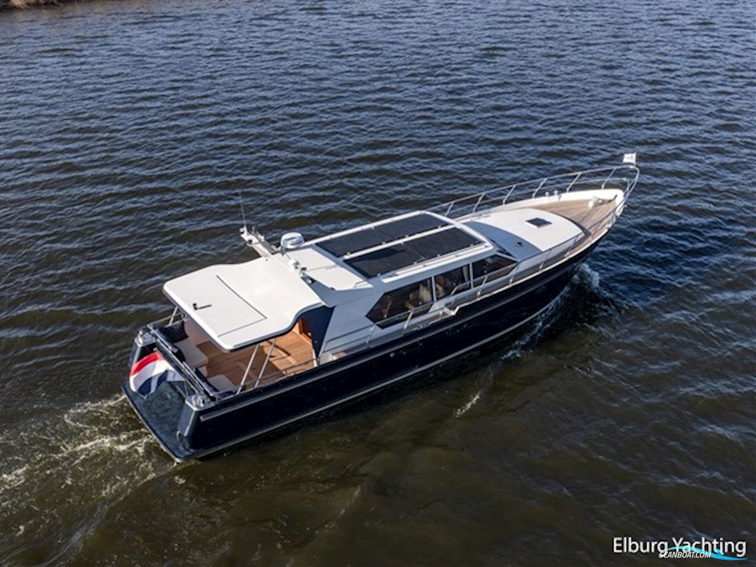 Valk Continental 1600 - Open Kuip