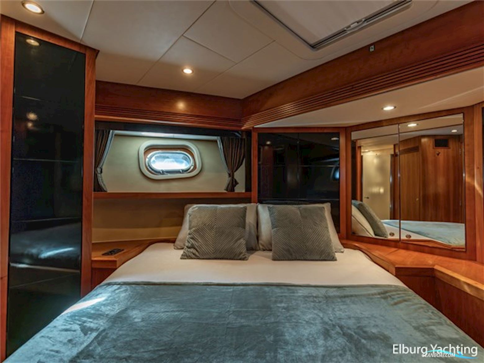 Valk Continental 1900 - Wheelhouse