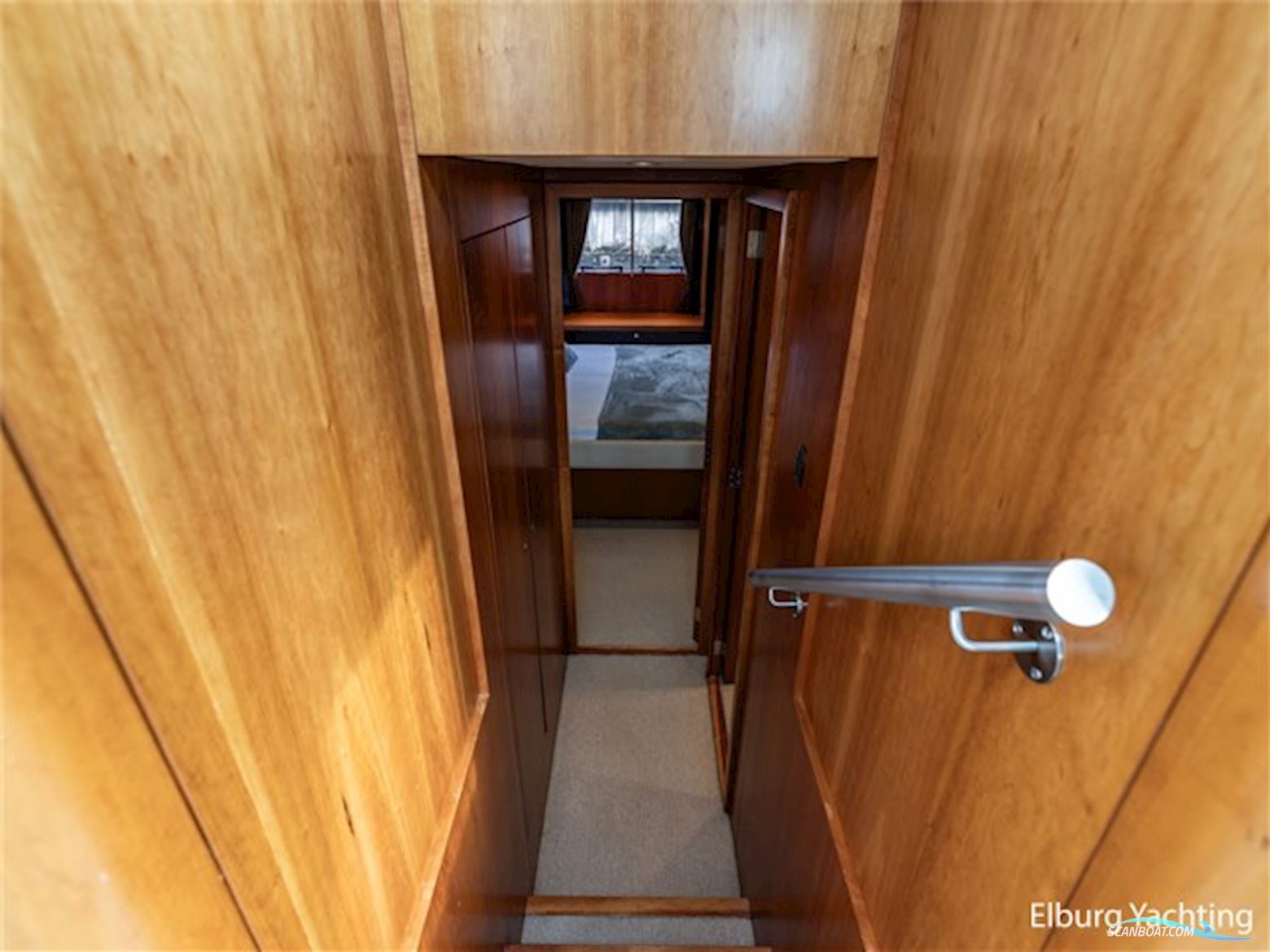 Valk Continental 1900 - Wheelhouse