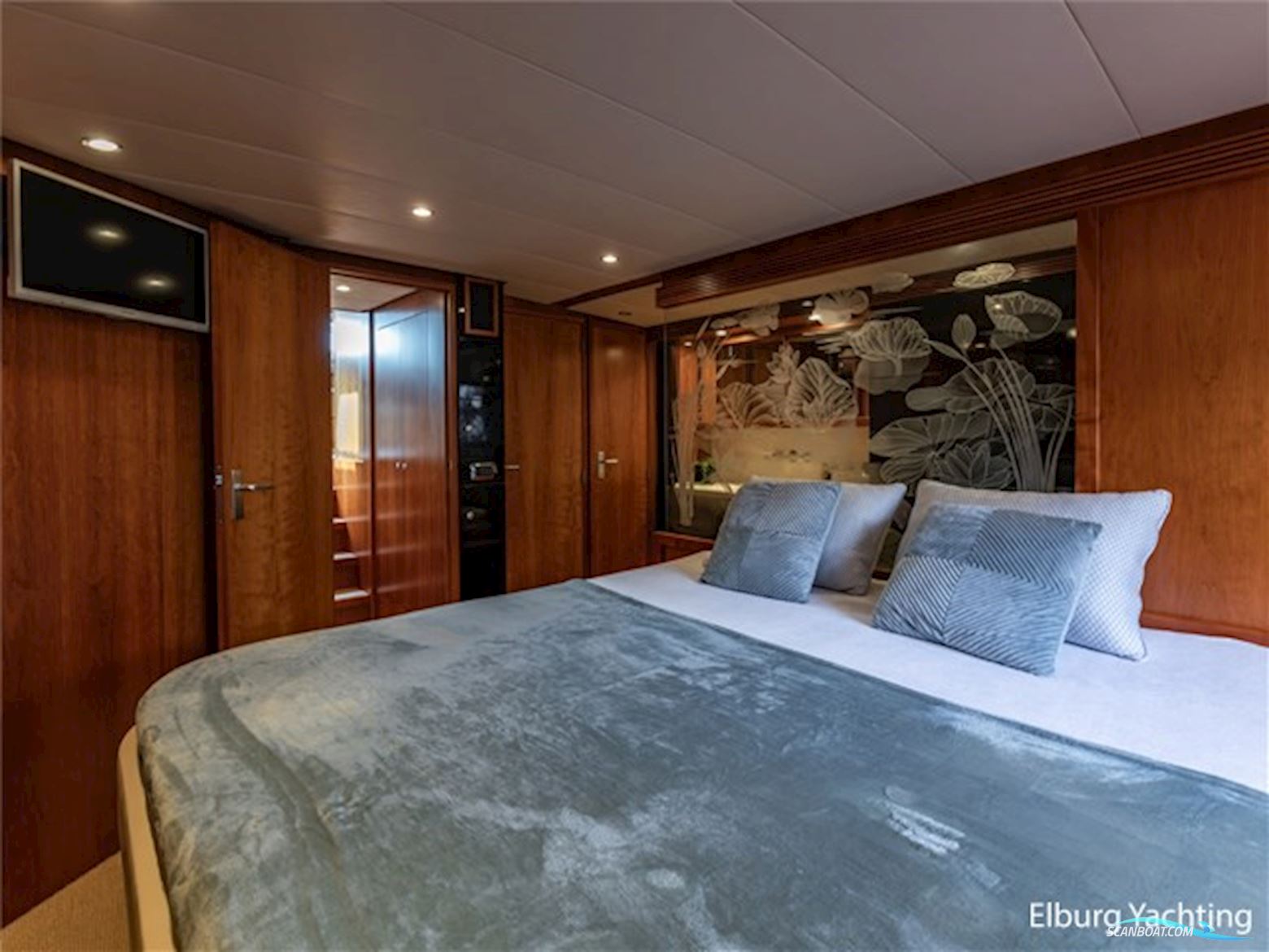 Valk Continental 1900 - Wheelhouse