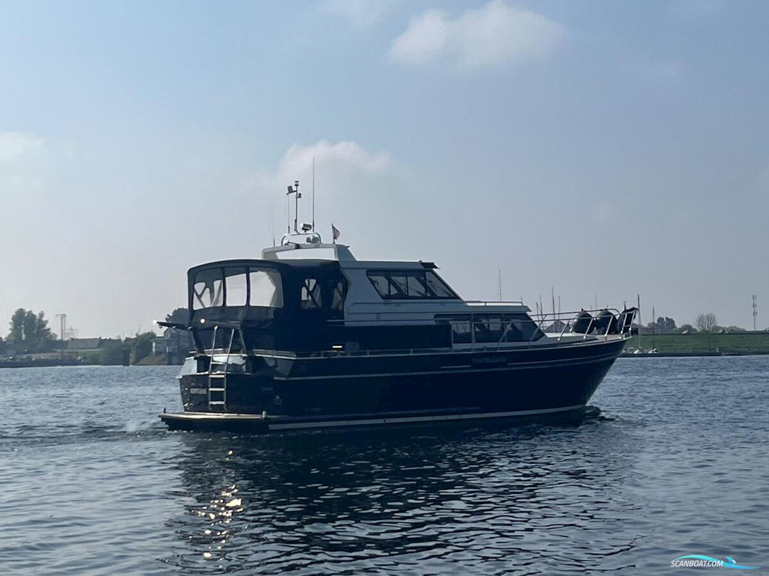 Valk Super Falcon 45 GS