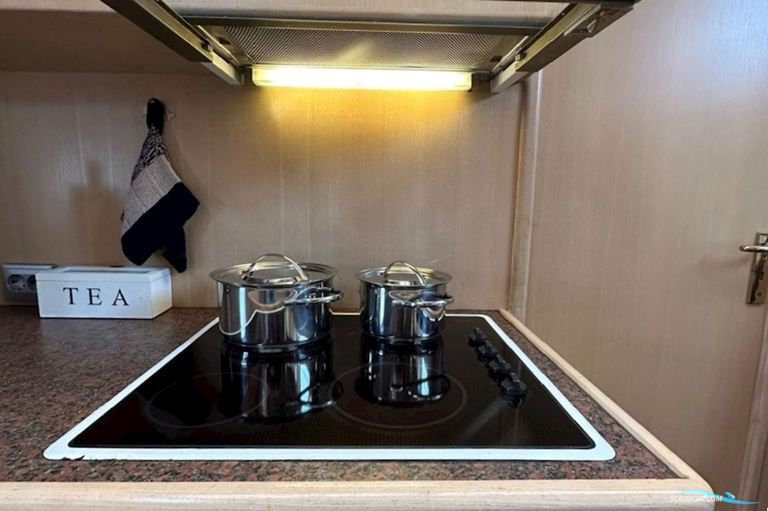Valk Vitesse 48