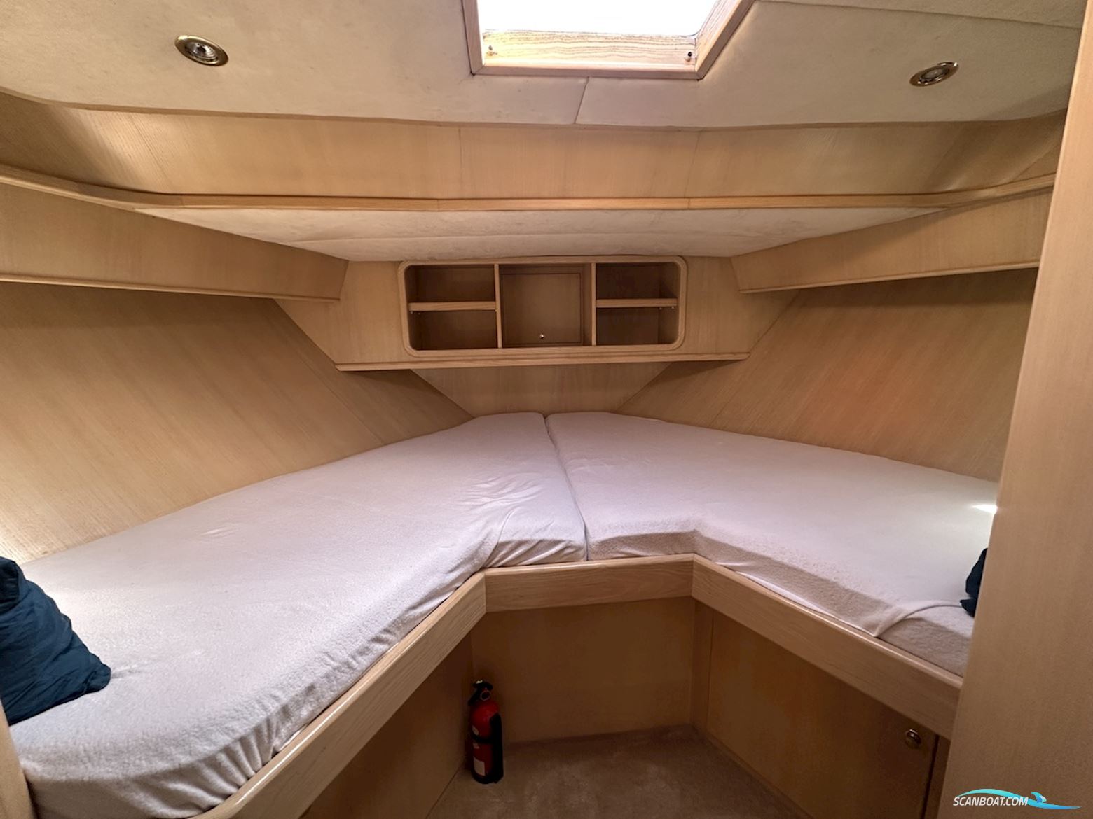 Valk Vitesse 48