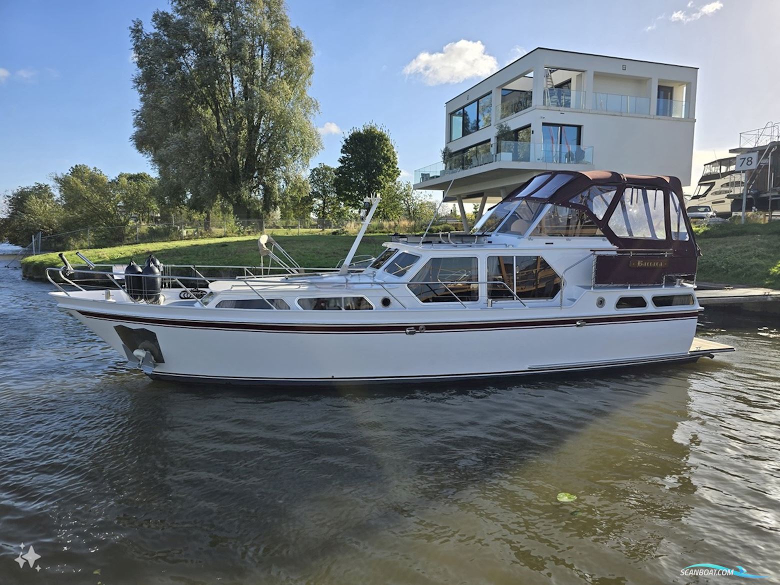 Valkkruiser 1100 AK Motorboat 1988, The Netherlands