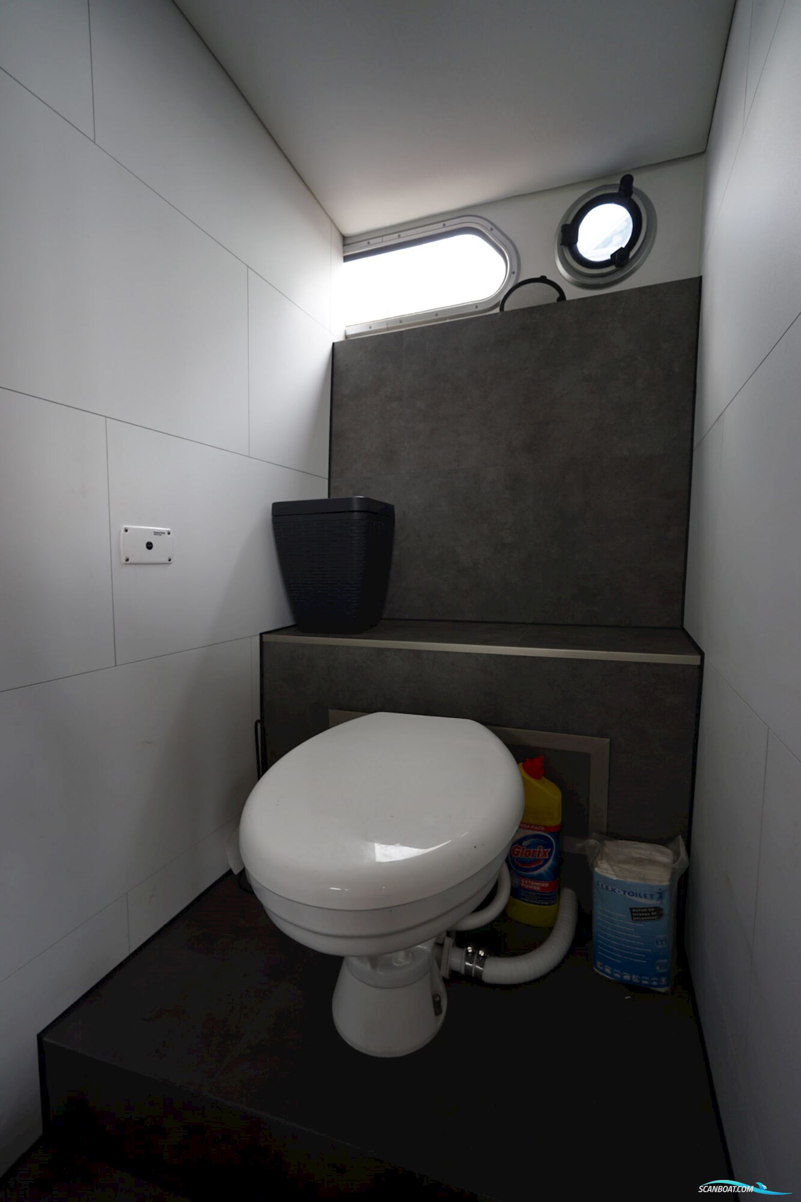 Valkkruiser 12.60 AK Cabrio