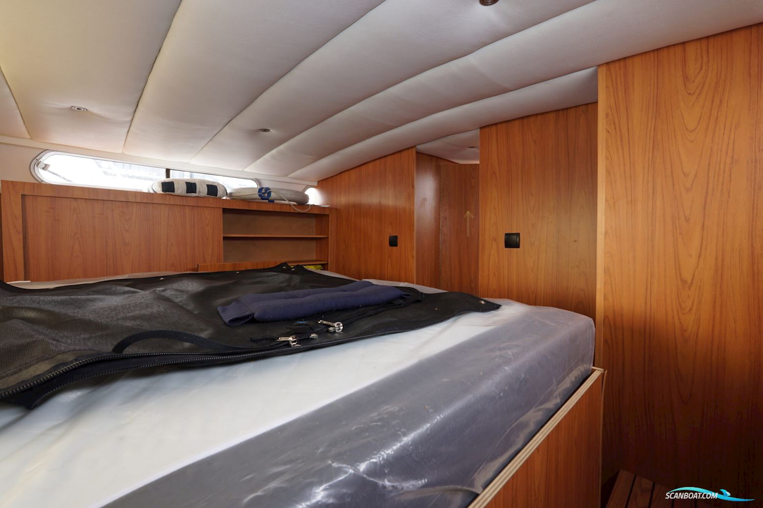 Valkkruiser 12.60 AK Cabrio