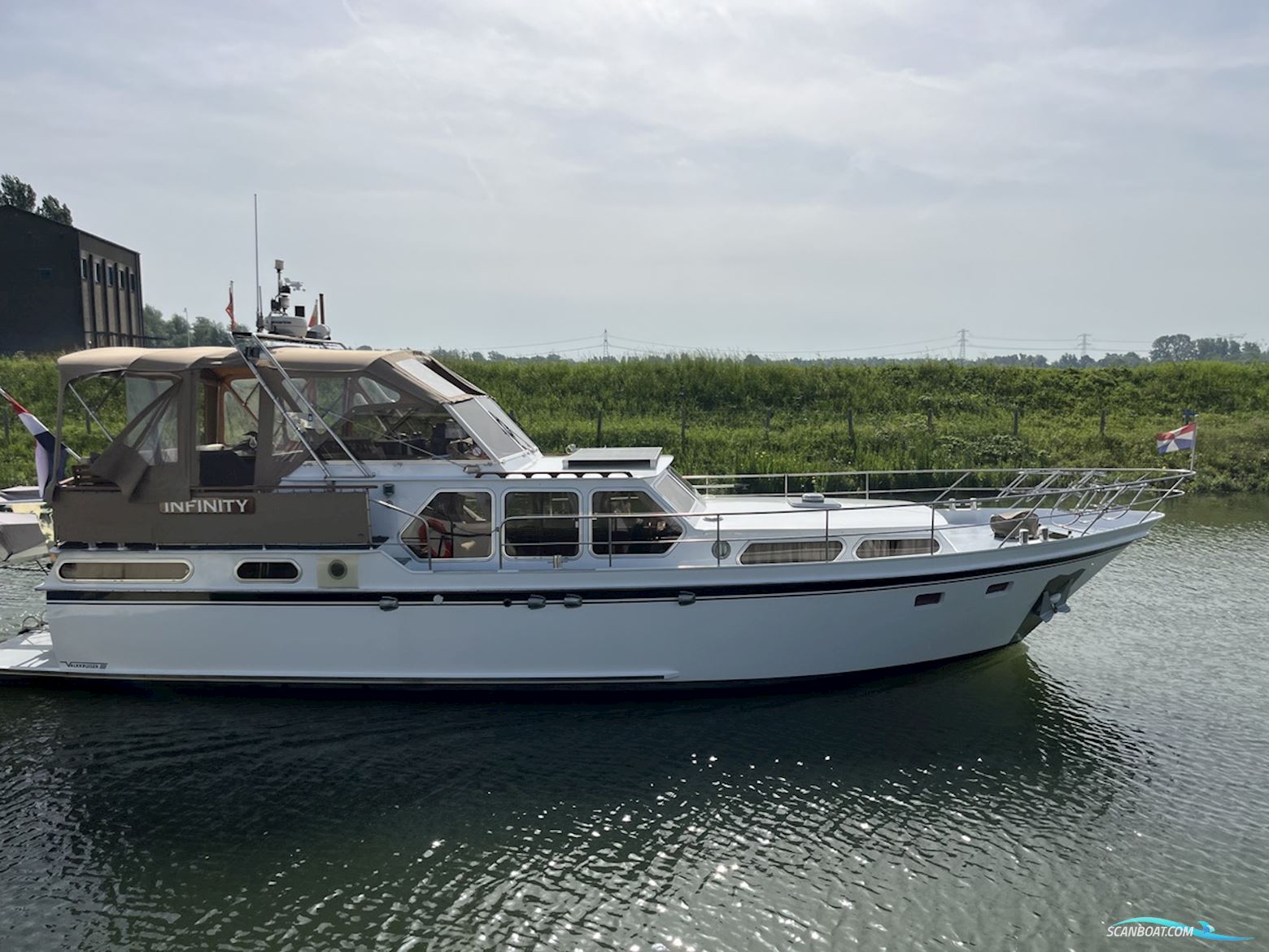 Valkkruiser 1280