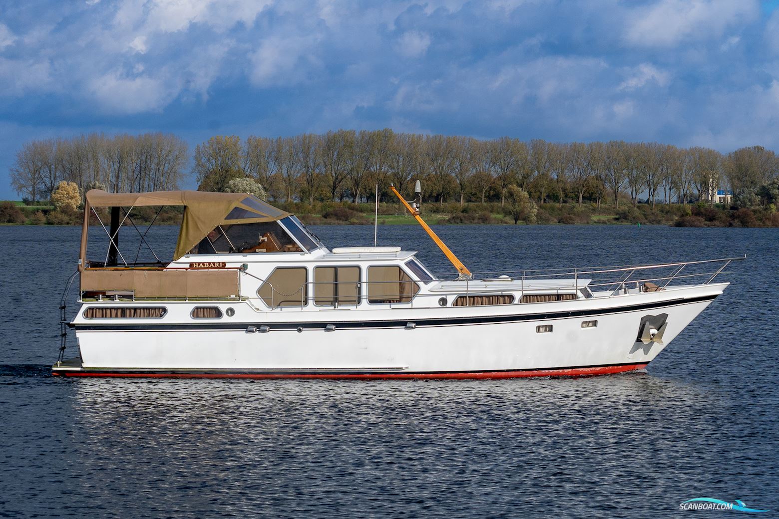 Valkkruiser 1360 Motorboat 1980, with Daf engine, The Netherlands