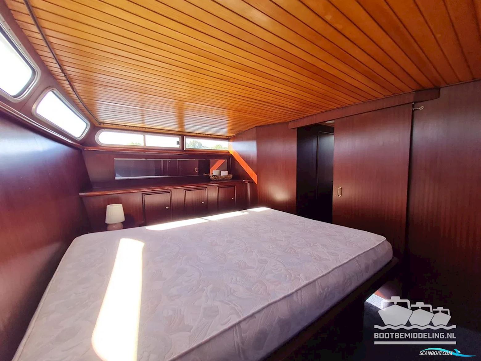 Valkkruiser 14.00 VS