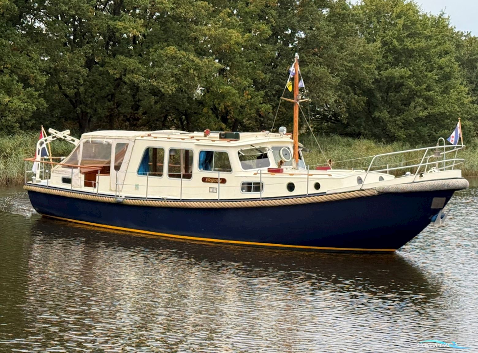Valkvlet  1190 Motorboat 1973, with Vetus Deutz  engine, The Netherlands