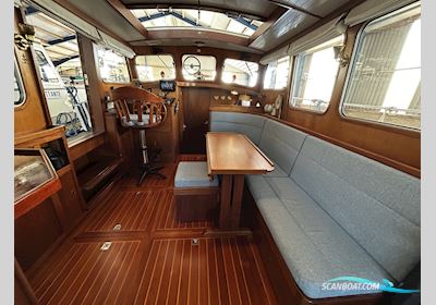 Valkvlet 1130 Motorboat 1989, with Ford engine, The Netherlands