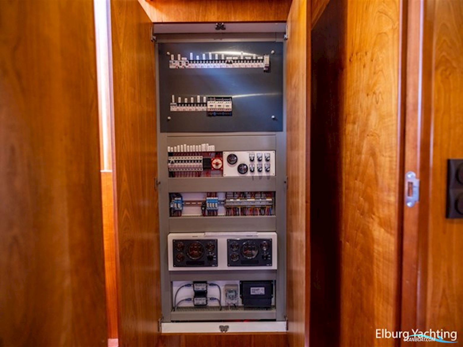 Van den Hoven Exclusive 1600 - Stabilizers 