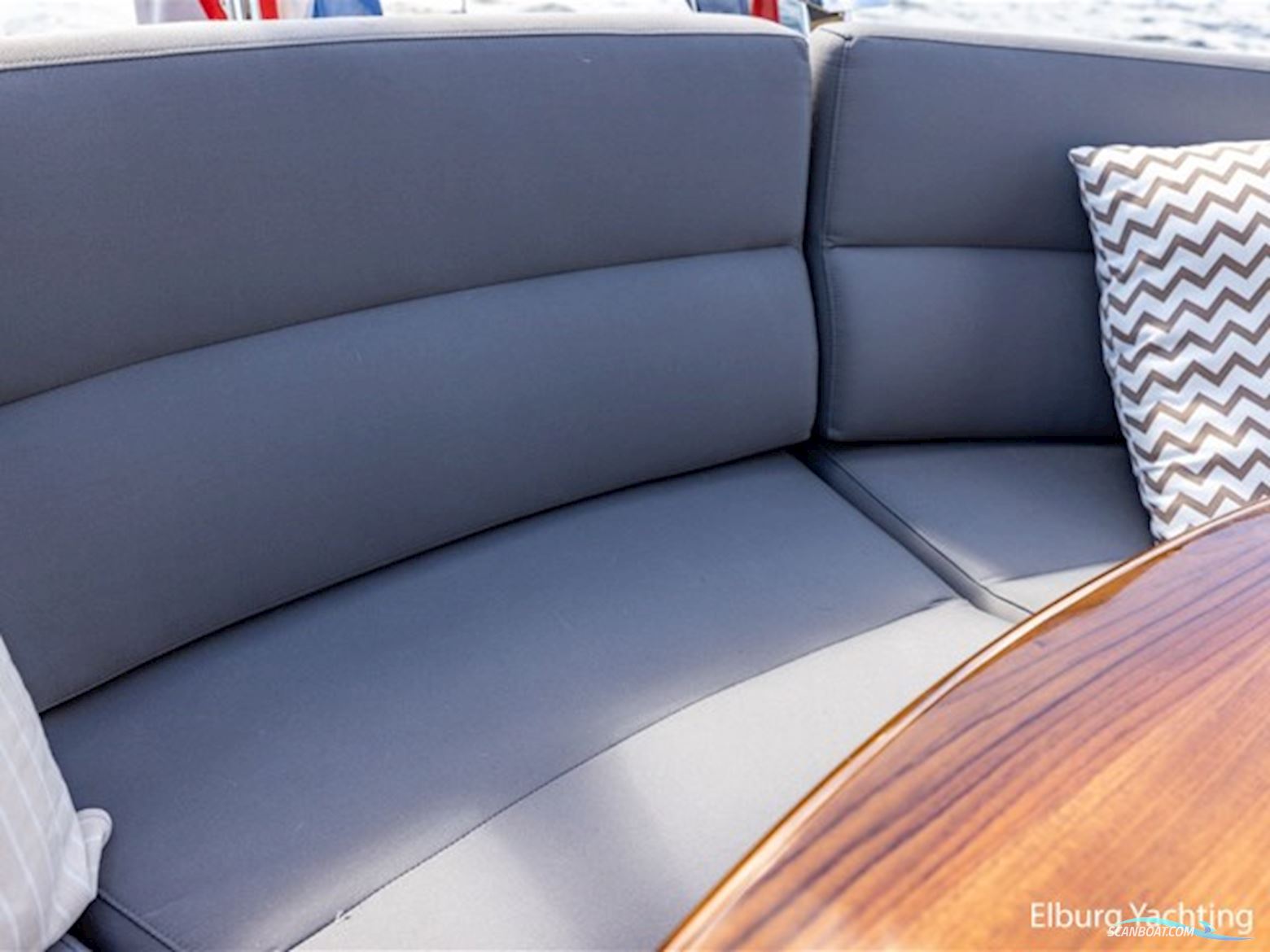 Van den Hoven Exclusive 1600 - Stabilizers 