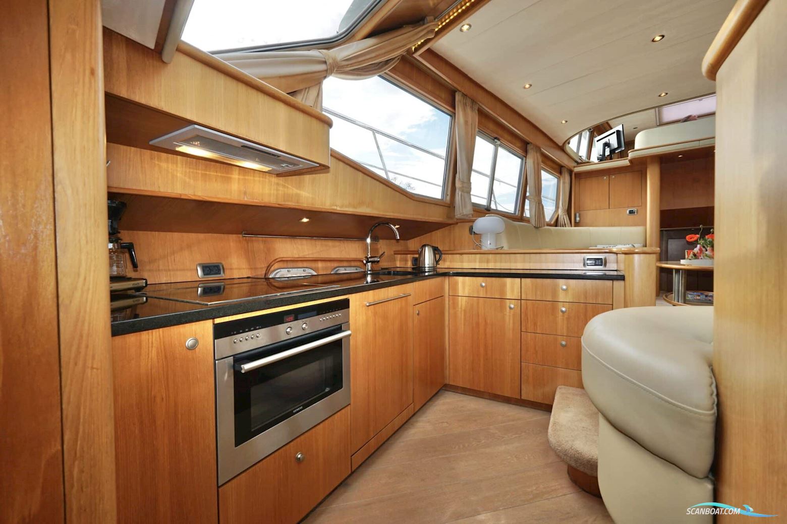 Van den Hoven Exclusive 18.00 VS