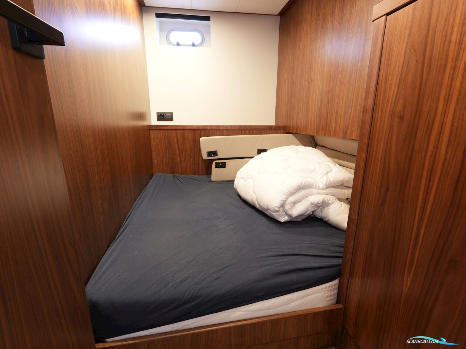 Van den Hoven Executive 15.00 MK II