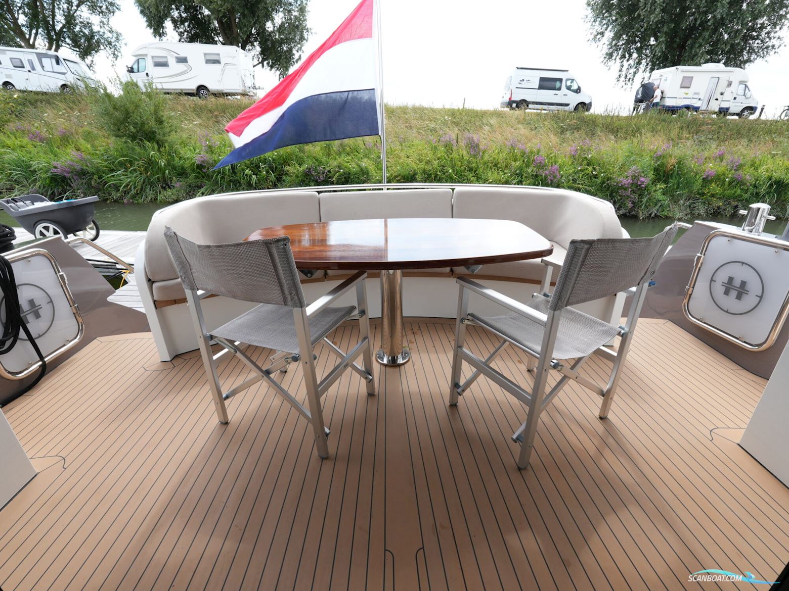 Van Den Hoven Executive 15.00 MK II
