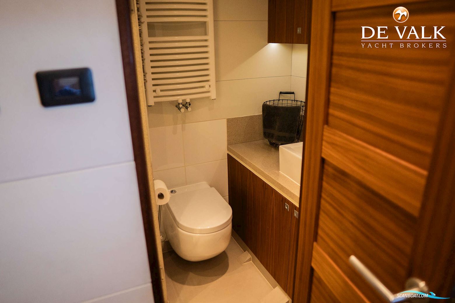 Van Der Heijden Superior Fly 2400