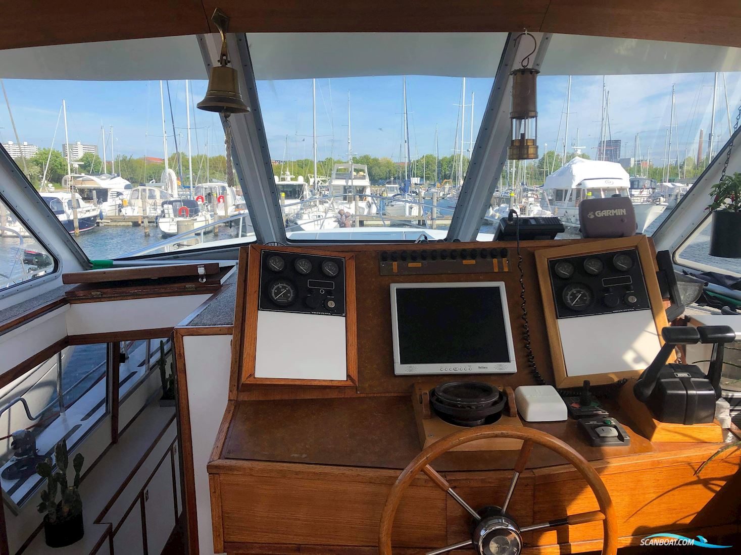 Van Der Valk 49 Royal Cruiser