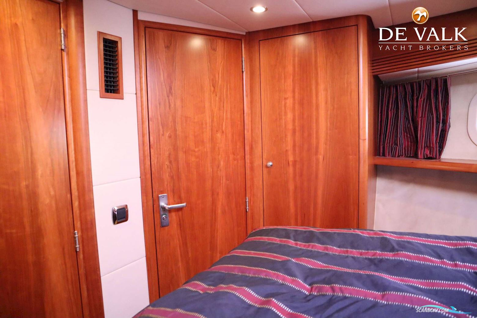 Van Der Valk Continental 15.50 FR