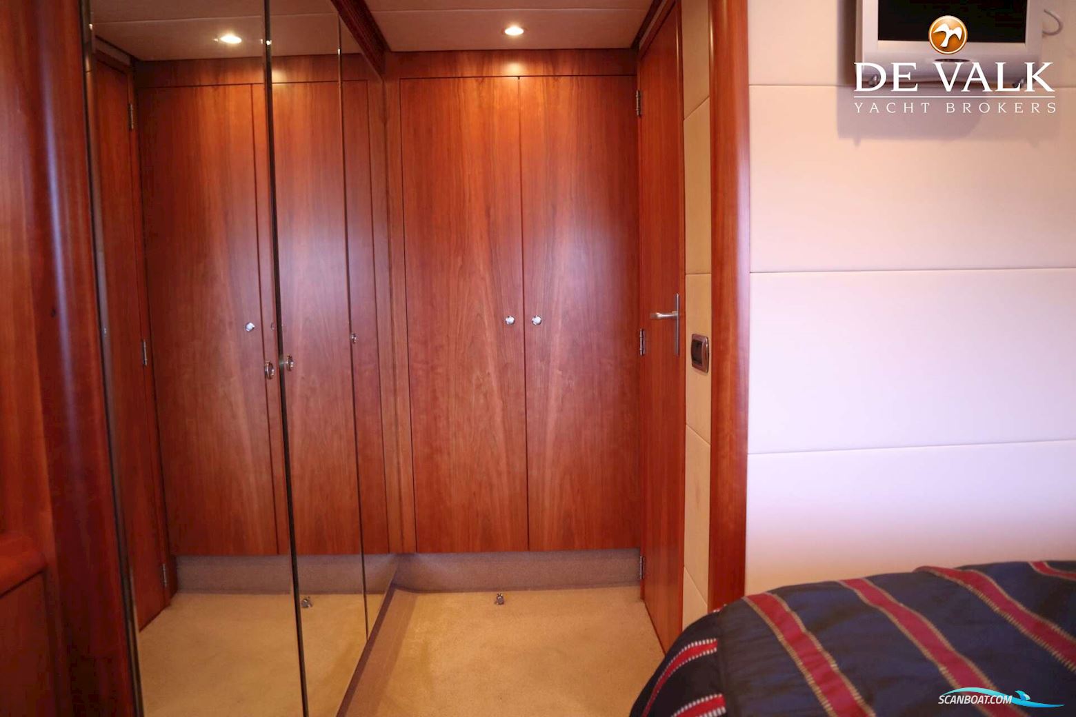 Van Der Valk Continental 15.50 FR