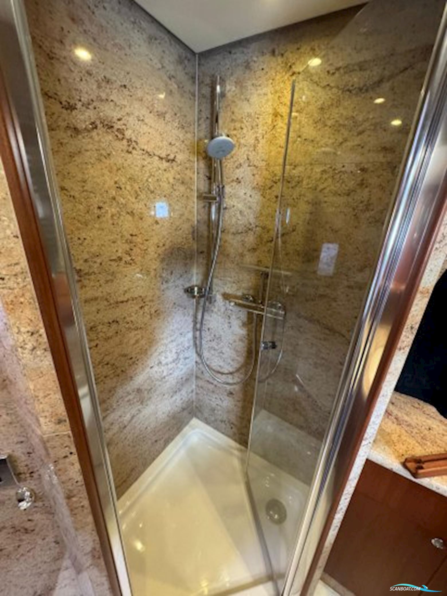 Van Der Valk Continental 19.60