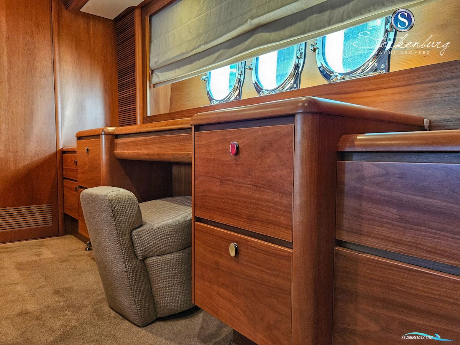 Van Der Valk Continental II 2300 Alu-Ips