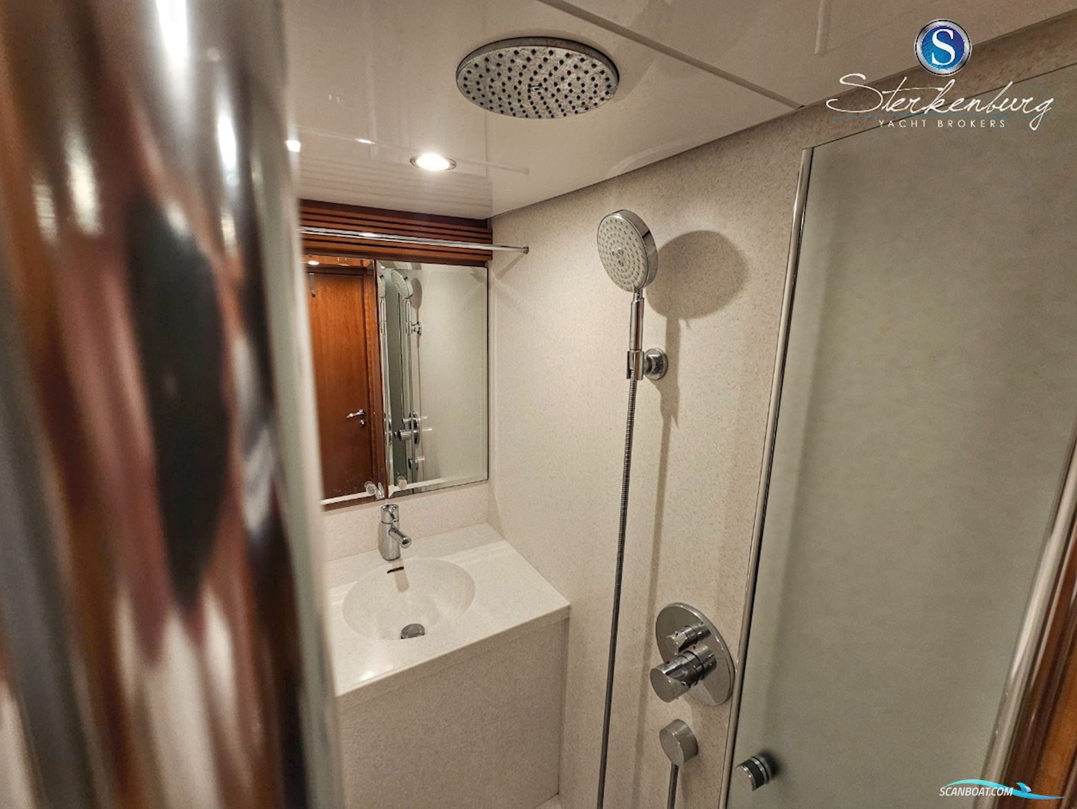 Van Der Valk Continental II 2300 Alu-Ips