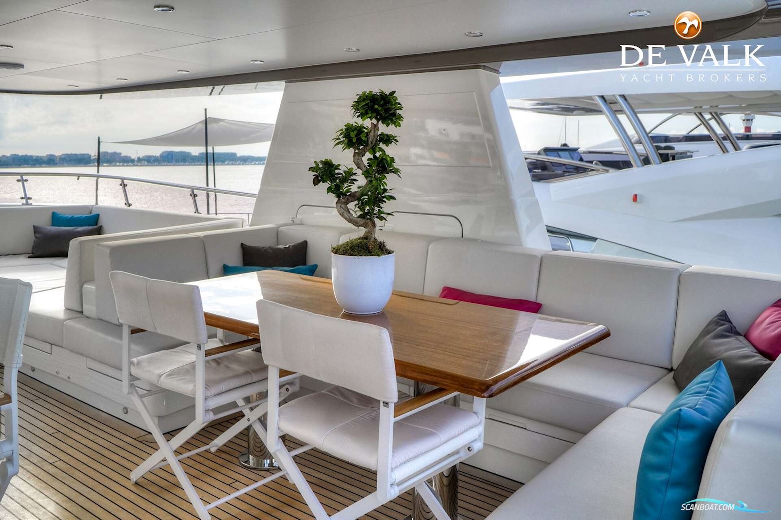 Van Der Valk Explorer 27M