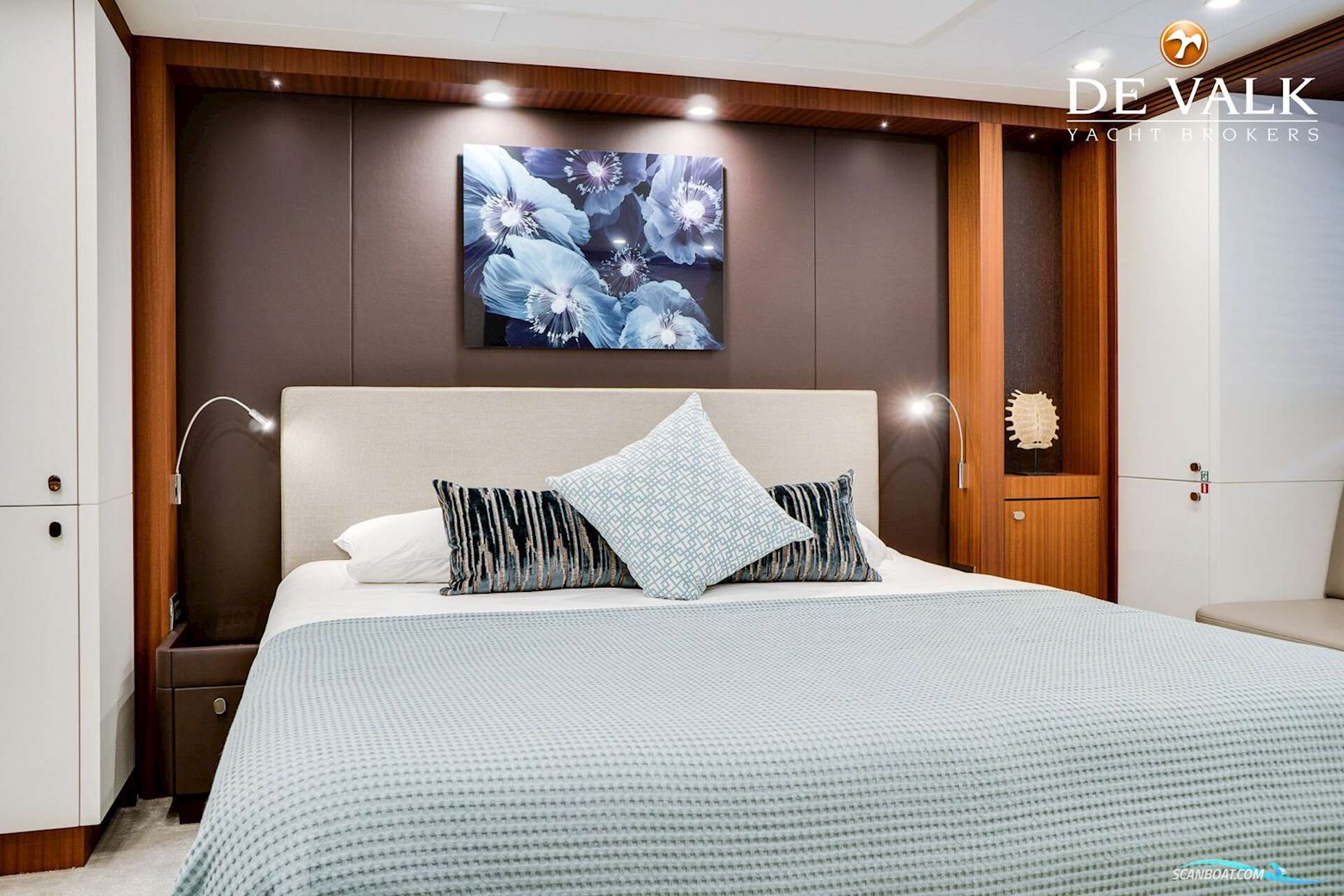 Van Der Valk Explorer 27M