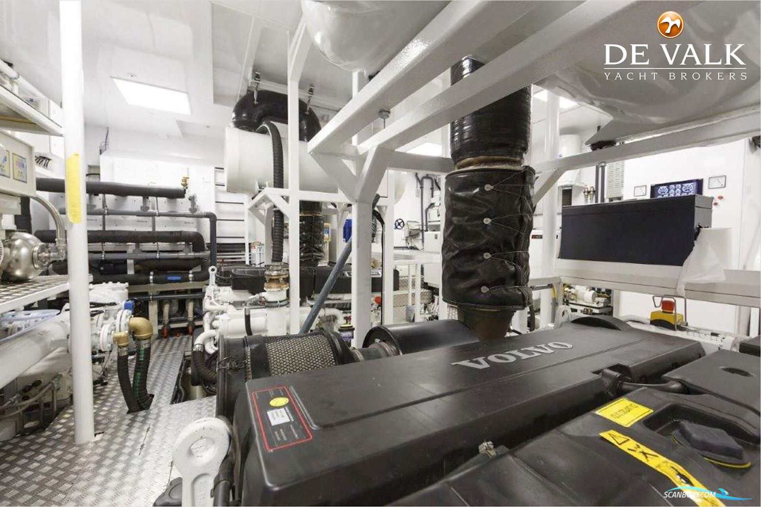 Van Der Valk Explorer 37M