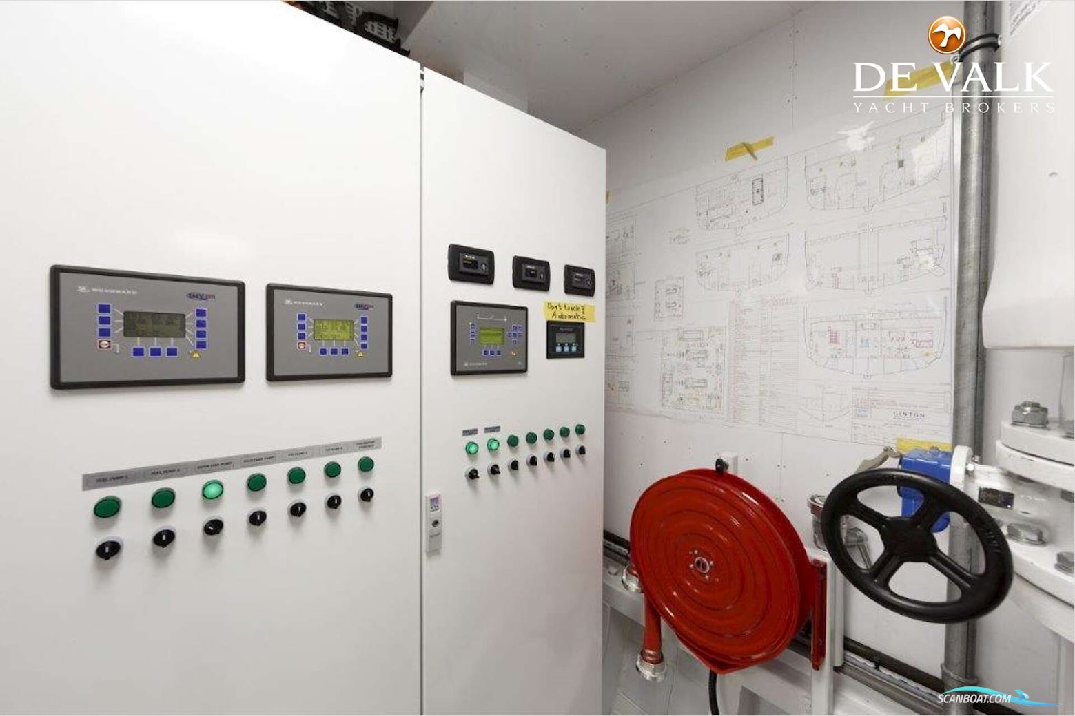 Van Der Valk Explorer 37M