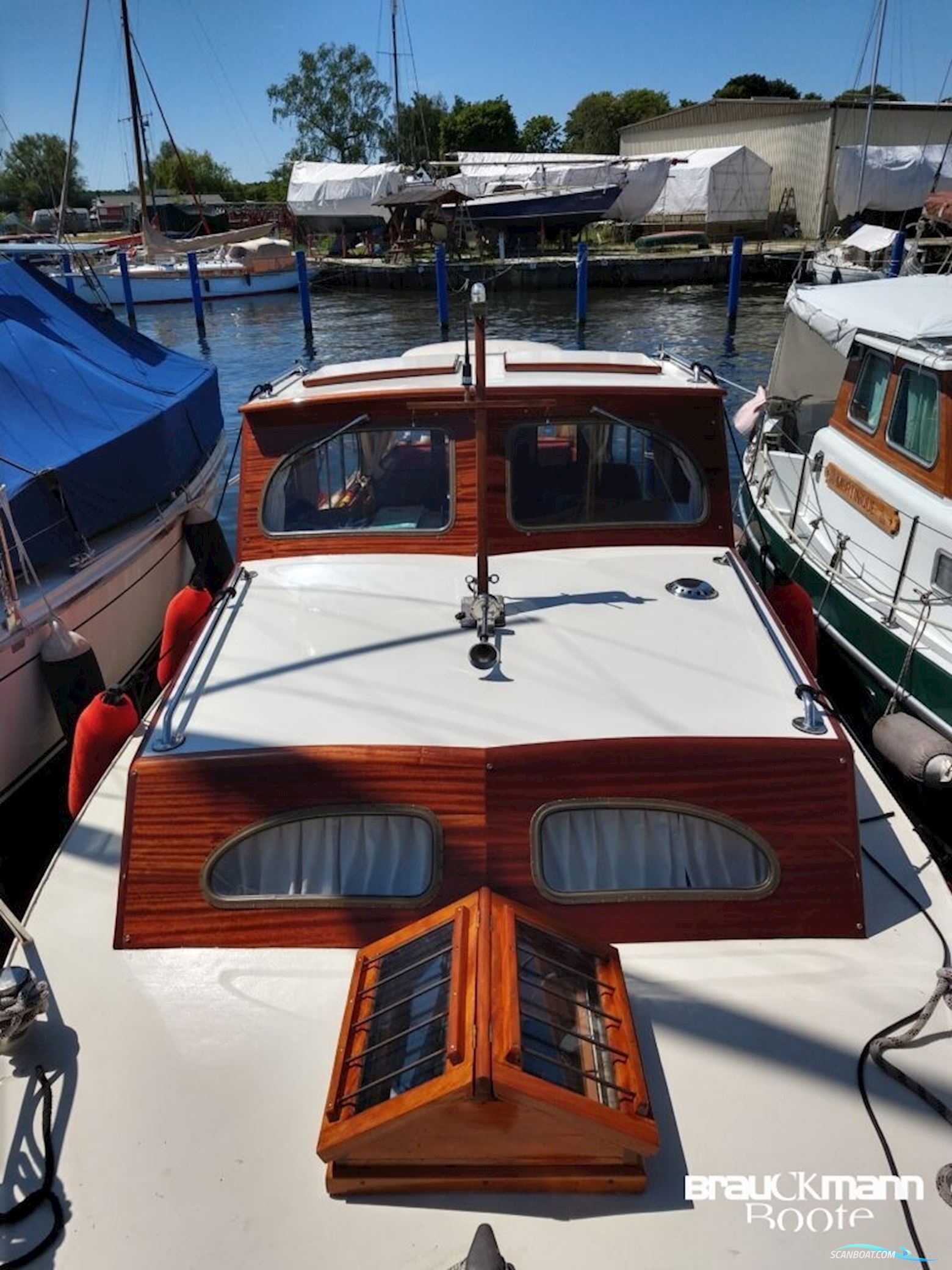 van Lent/Holland Salon Super Kruiser,