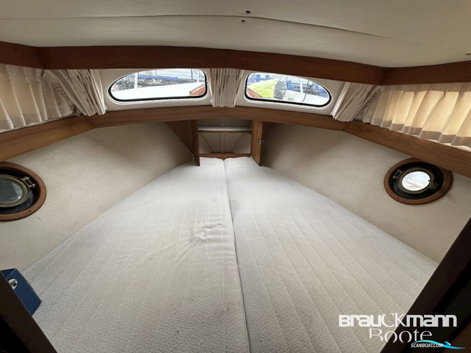 van Lent/Holland Salon Super Kruiser,