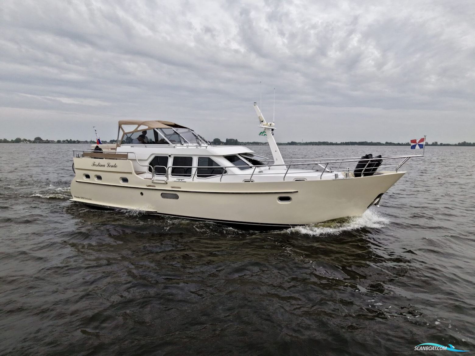 Van Vossen Parade 12.70 AK Exclusive Motorboat 2009, with Nanni engine, The Netherlands