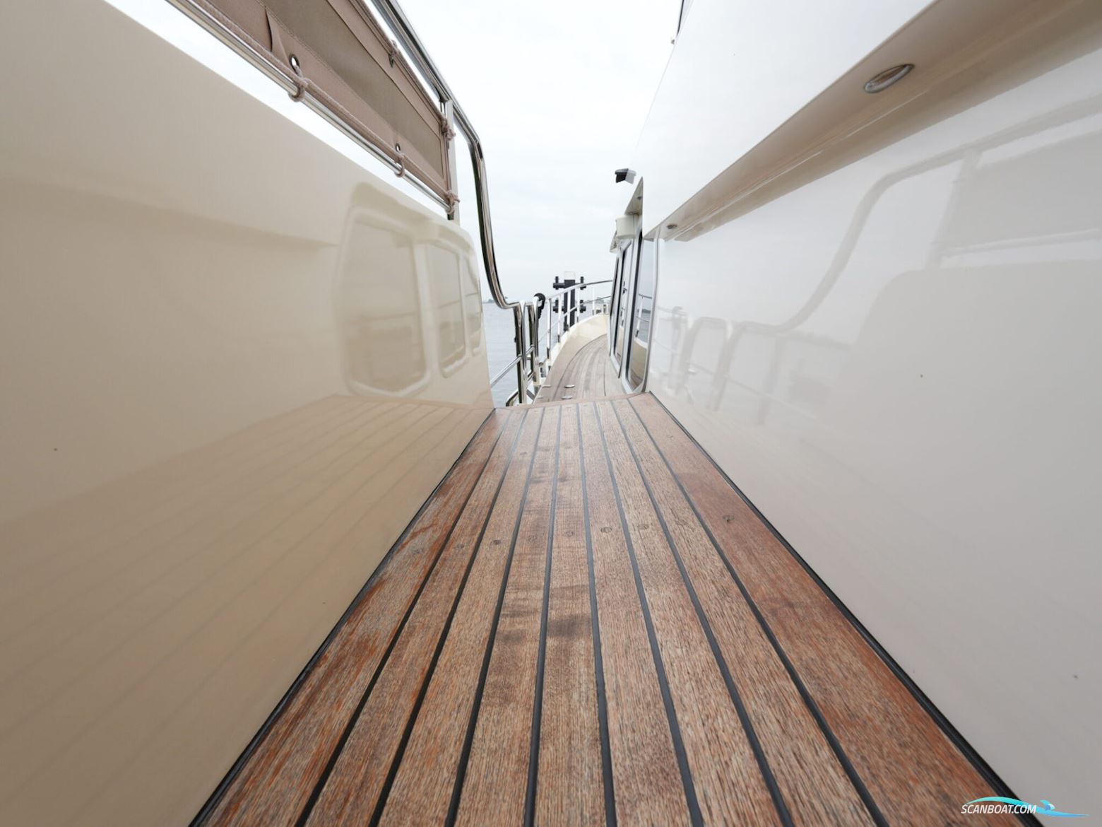 Van Vossen Parade 12.70 AK Exclusive