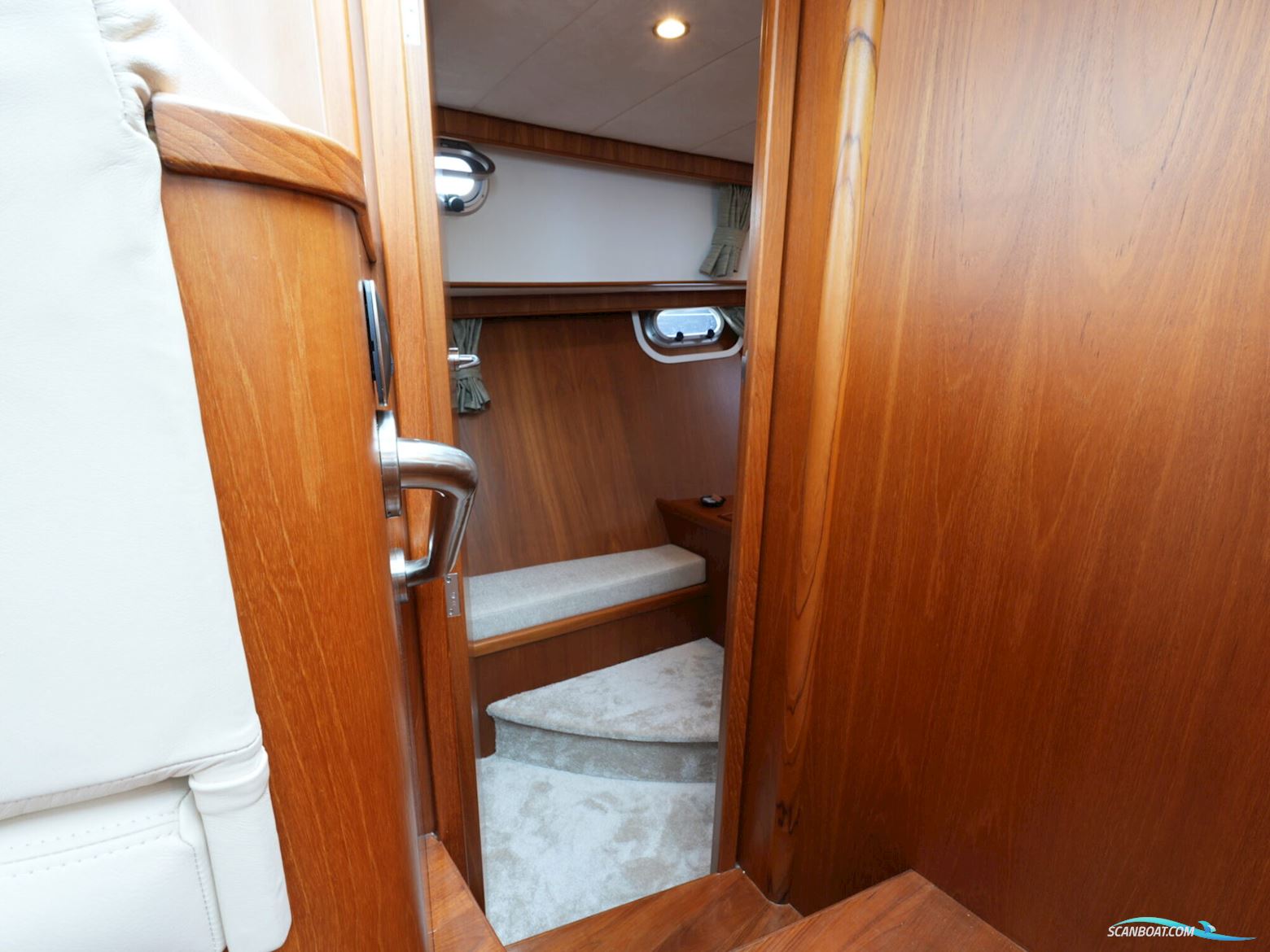 Van Vossen Parade 12.70 AK Exclusive