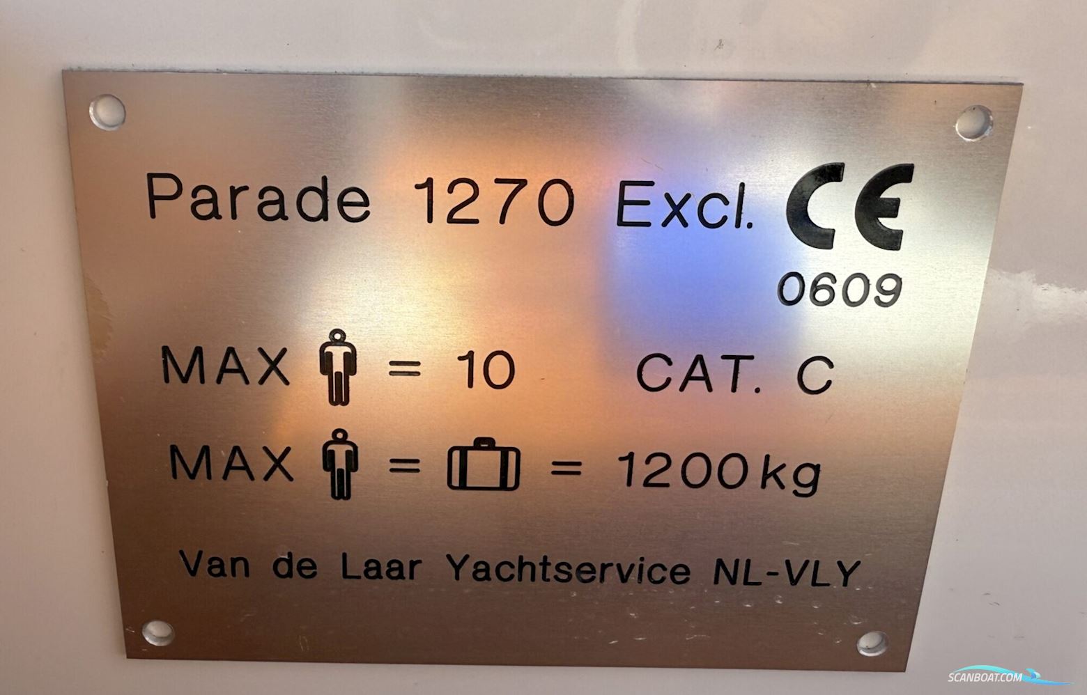 Van Vossen Parade 12.70 AK Exclusive