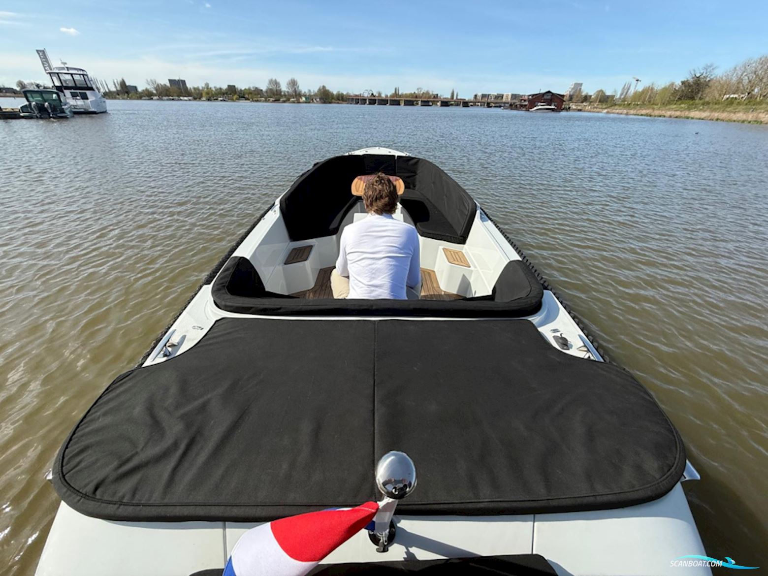 Van Zutphen 633 Tender