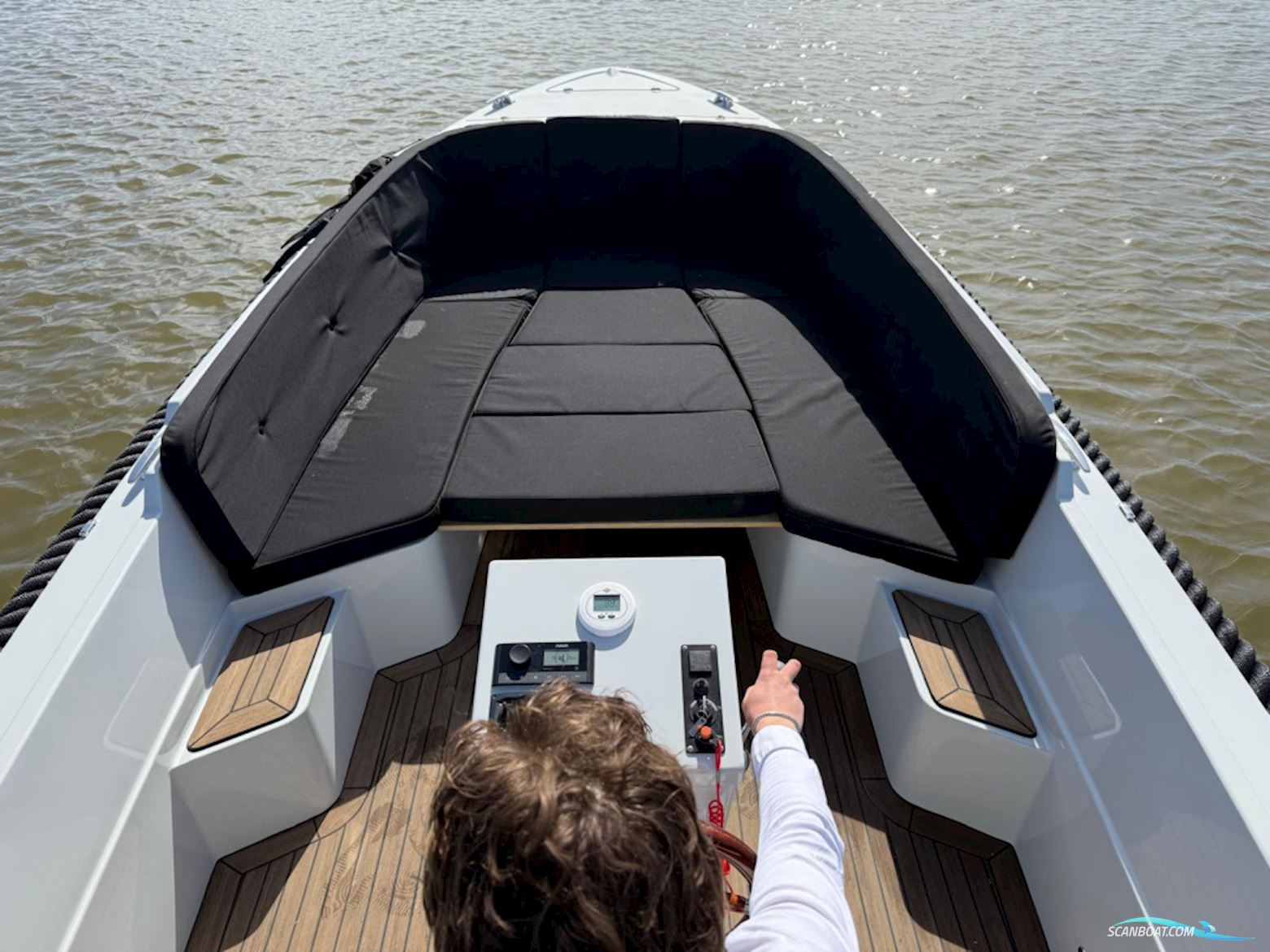 Van Zutphen 633 Tender