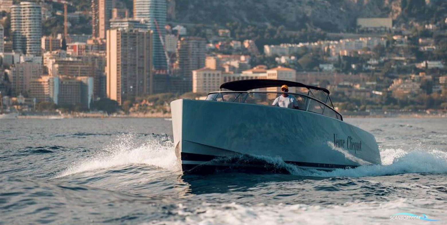 VanDutch 40 Motorboat 2010, with Yanmar engine, France