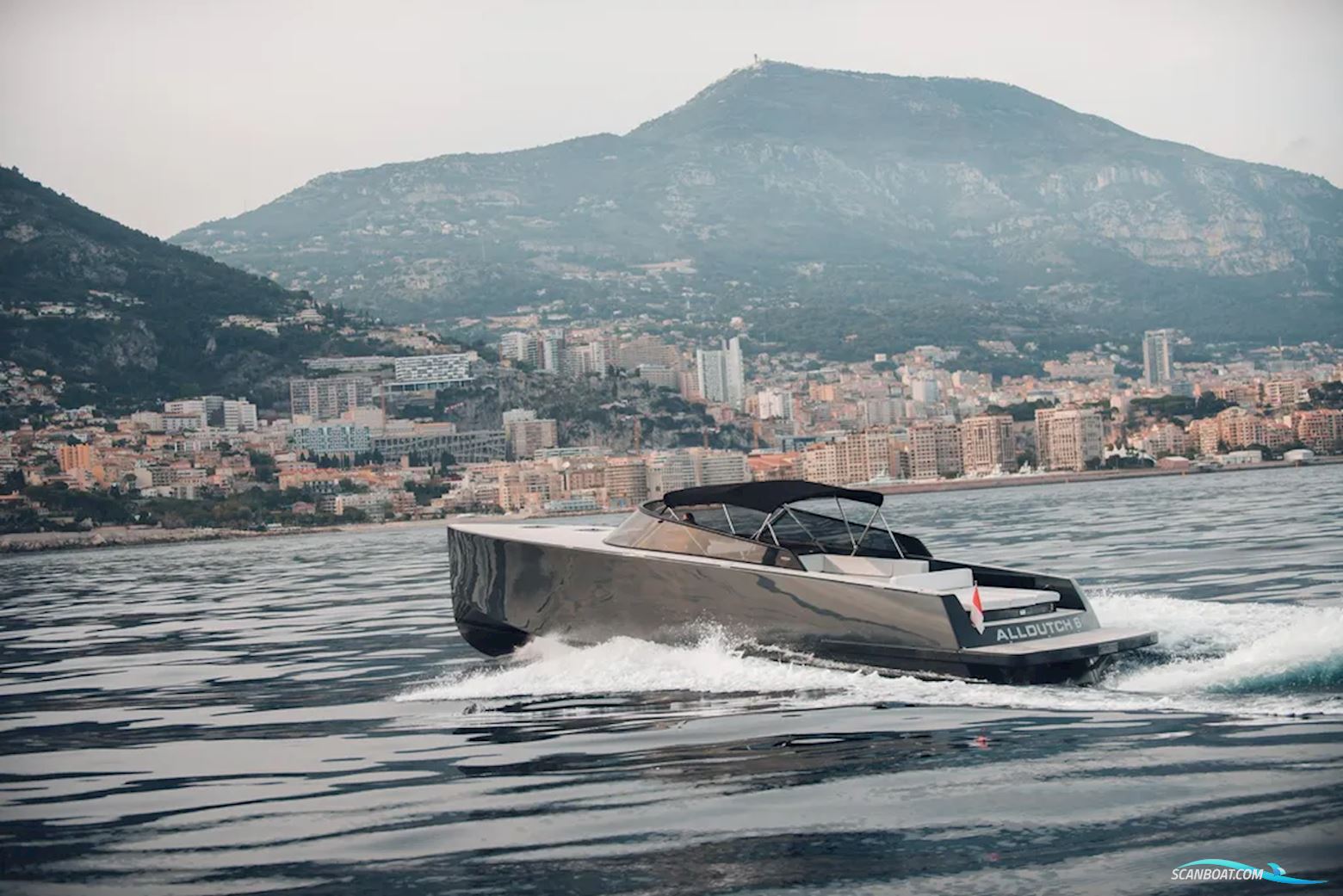 VanDutch 48S Motorboat 2022, with Volvo engine, France